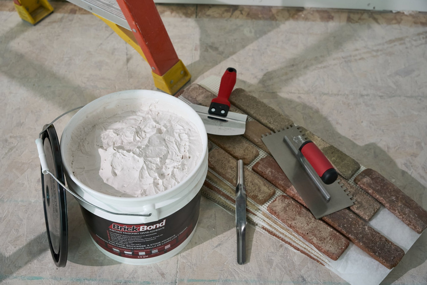 Brick Bond 3.5-Gallon Adhesive – Ready-to-Use for Brick, Stone & Tile