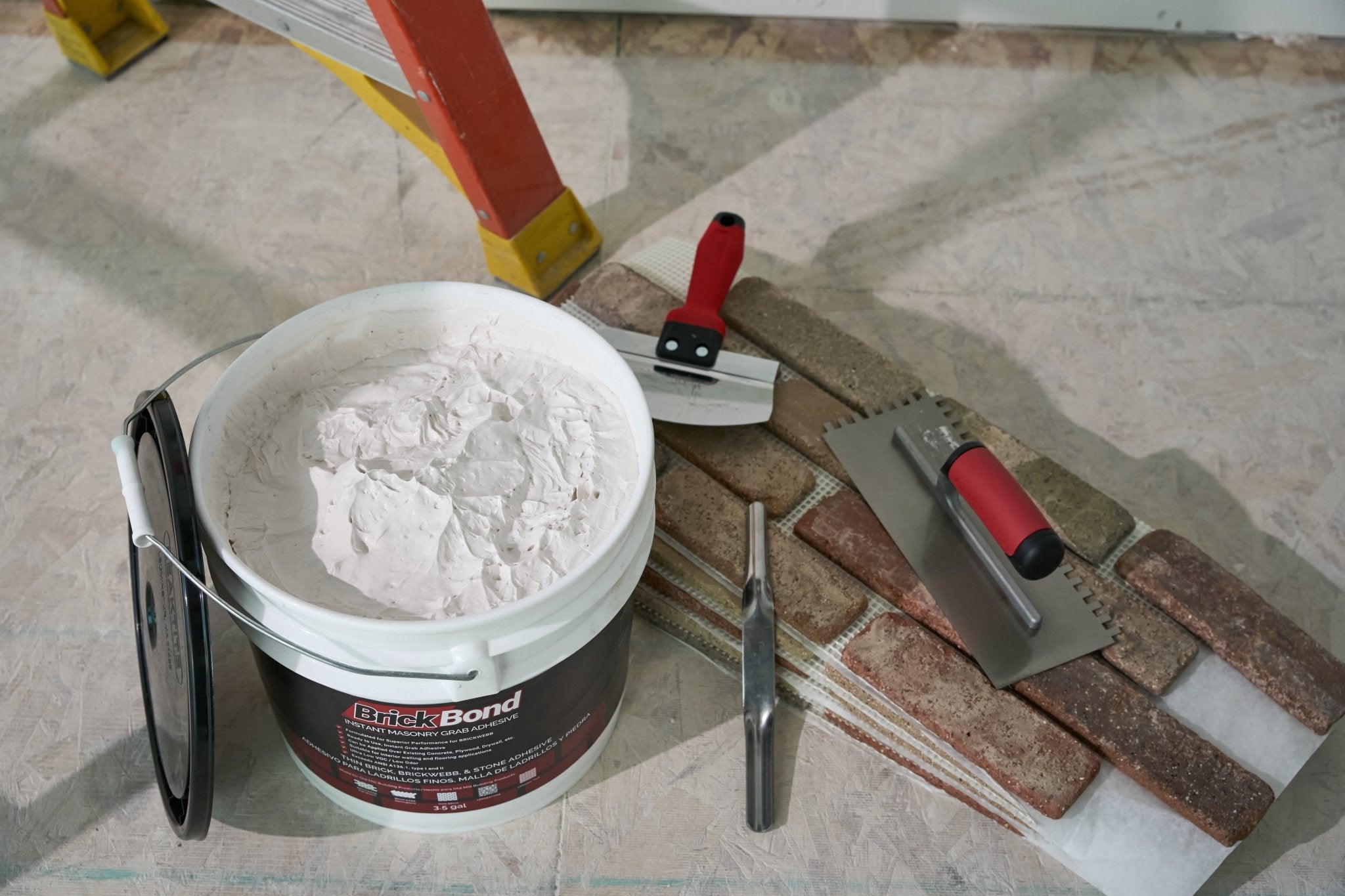 Brick Bond 3.5-Gallon Adhesive – Ready-to-Use for Brick, Stone & Tile