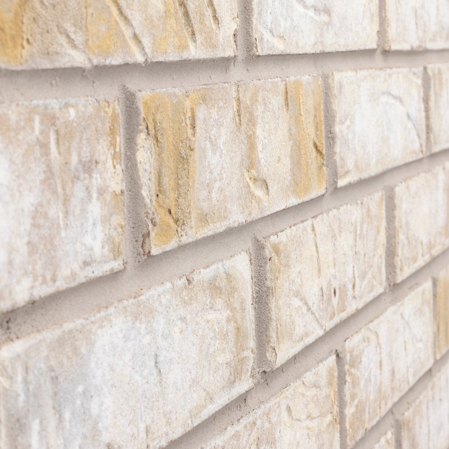 Glacier Bay Thin Brick Sample Box – 12 Real Clay Bricks -